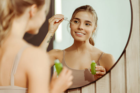 Retinol vs. Bakuchiol – Welche Hautpflege ist besser? | Wonder Skin