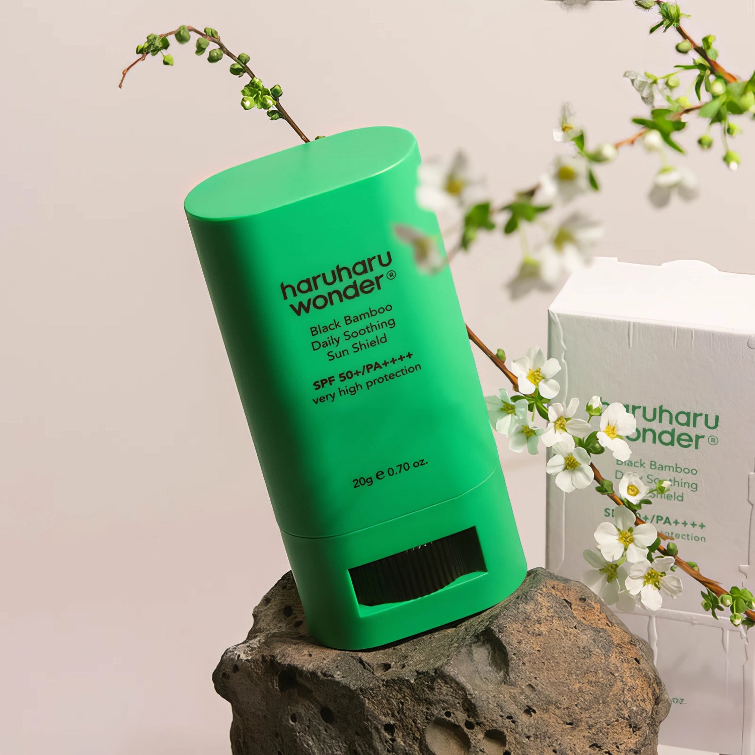 Haruharu Wonder - Black Bamboo Daily Soothing Sun Shield SPF 50+/PA++++ - 20g-Wonder Skin