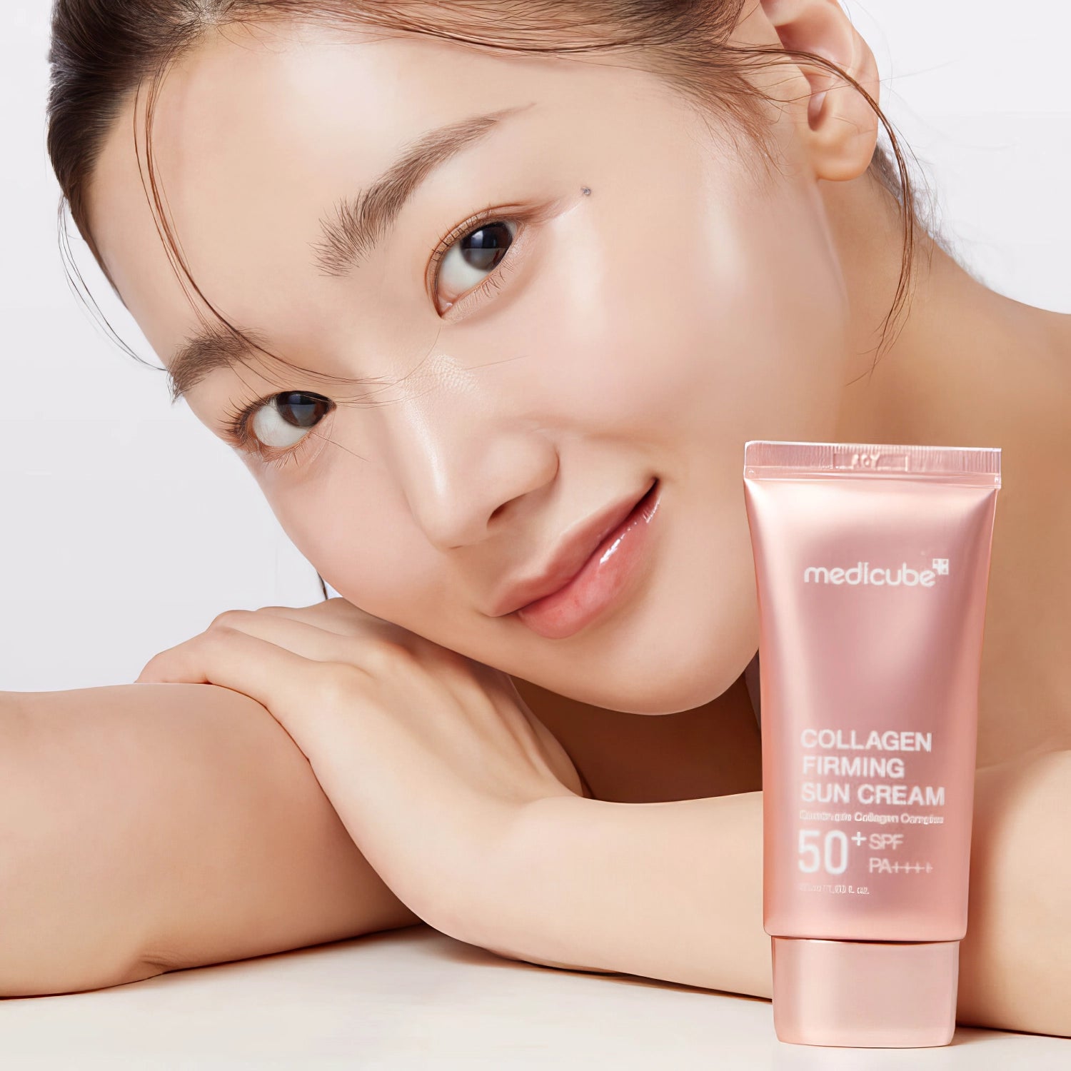 Medicube - Collagen Firming Sun Cream SPF50+ PA++++ - 50ml-Wonder Skin