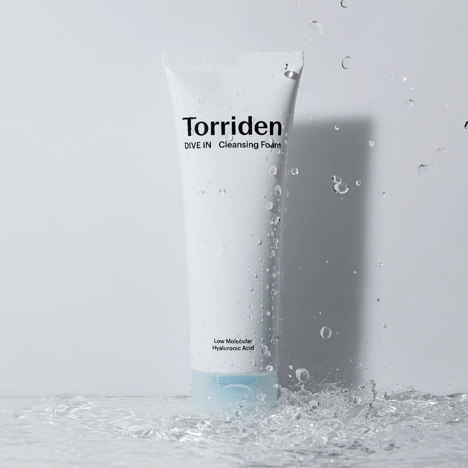 Torriden - DIVE-IN Low Molecular Hyaluronic Acid Cleansing Foam - 150ml-Wonder Skin